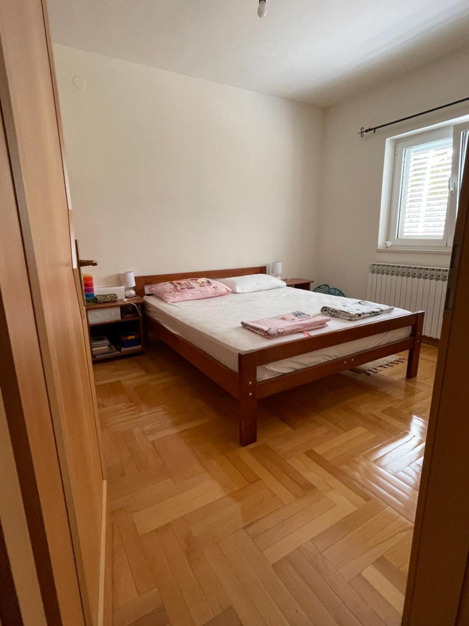 Seaview Apartment