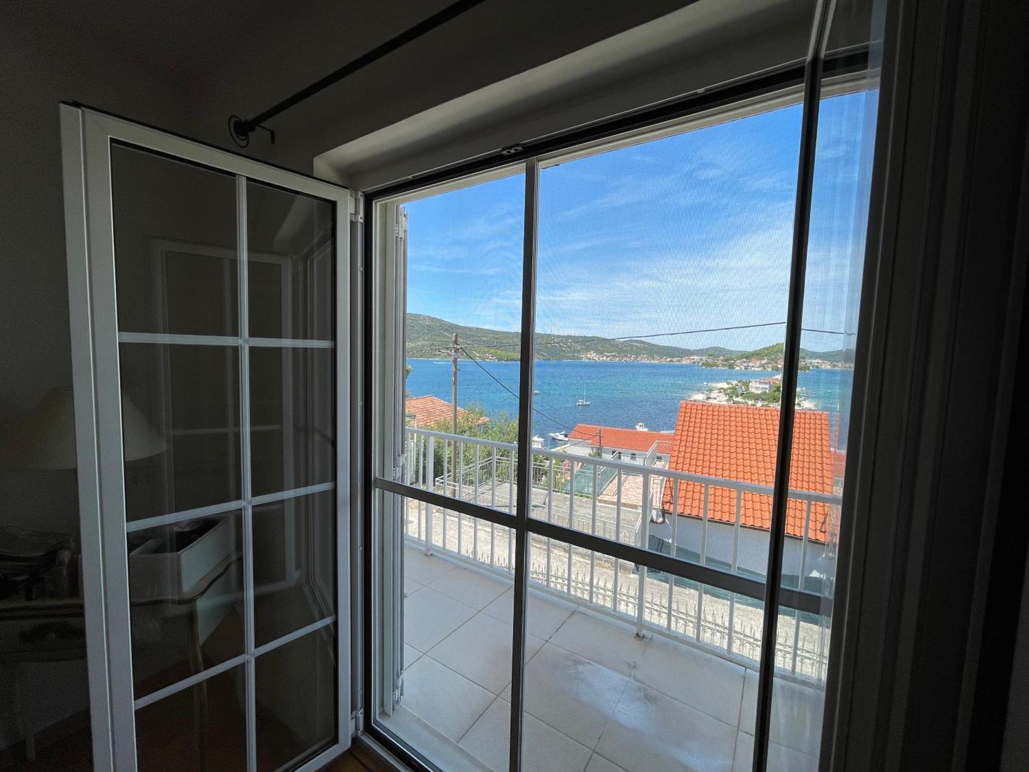 Seaview Apartment